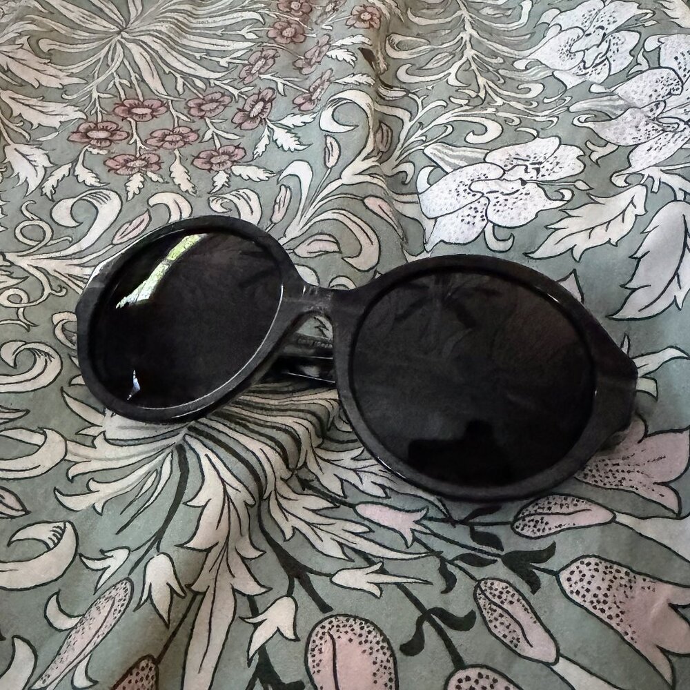Michael Kors Round Tortoiseshell Sunglasses Black Lens Oversized